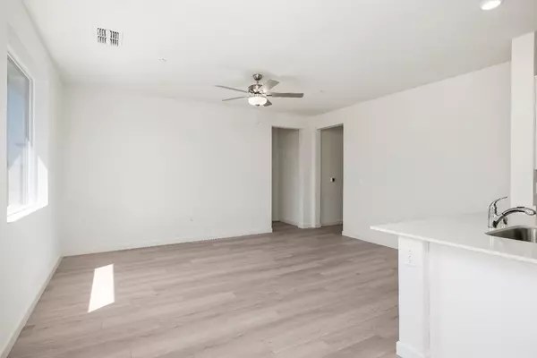 Stockton, CA 95215,5102 E Meadowood DR