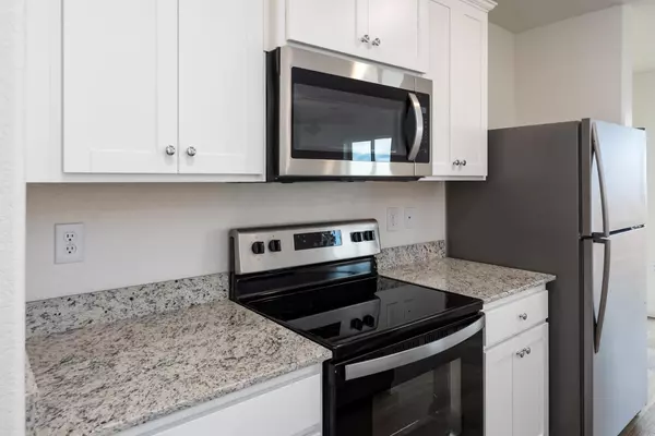 Newman, CA 95360,2246 Mia DR
