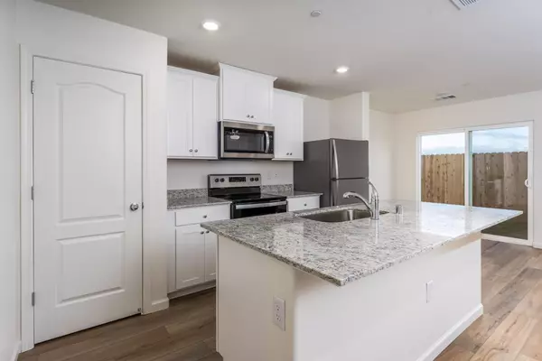 Newman, CA 95360,2272 Travis CT