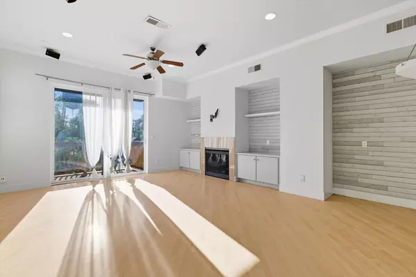 West Sacramento, CA 95605,267 McDowell LN