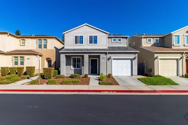 301 Maidenbrook LN, Sacramento, CA 95823