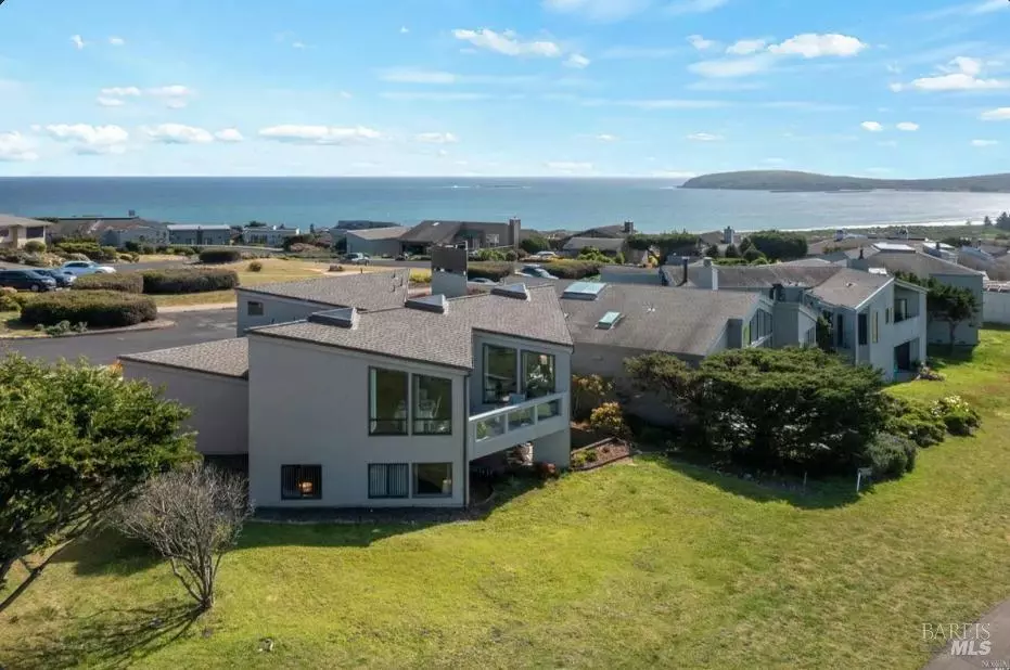 Bodega Bay, CA 94923,125 Surfbird CT