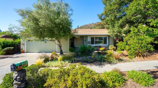 5421 Santa Teresa AVE, Santa Rosa, CA 95409