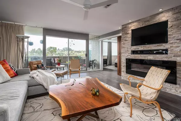 395 Cecilia WAY 89, Tiburon, CA 94920