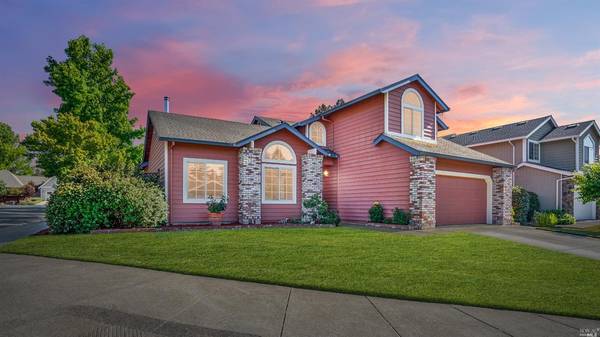 306 John Roberts DR, Cotati, CA 94931