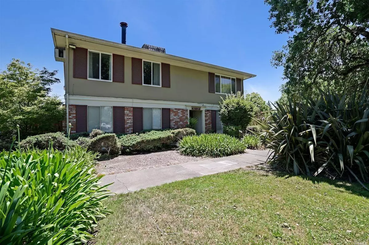 Santa Rosa, CA 95401,300 Stony Point RD 206