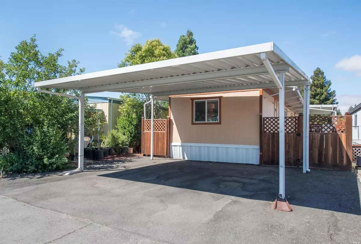 Rohnert Park, CA 94928,149 Walnut CIR