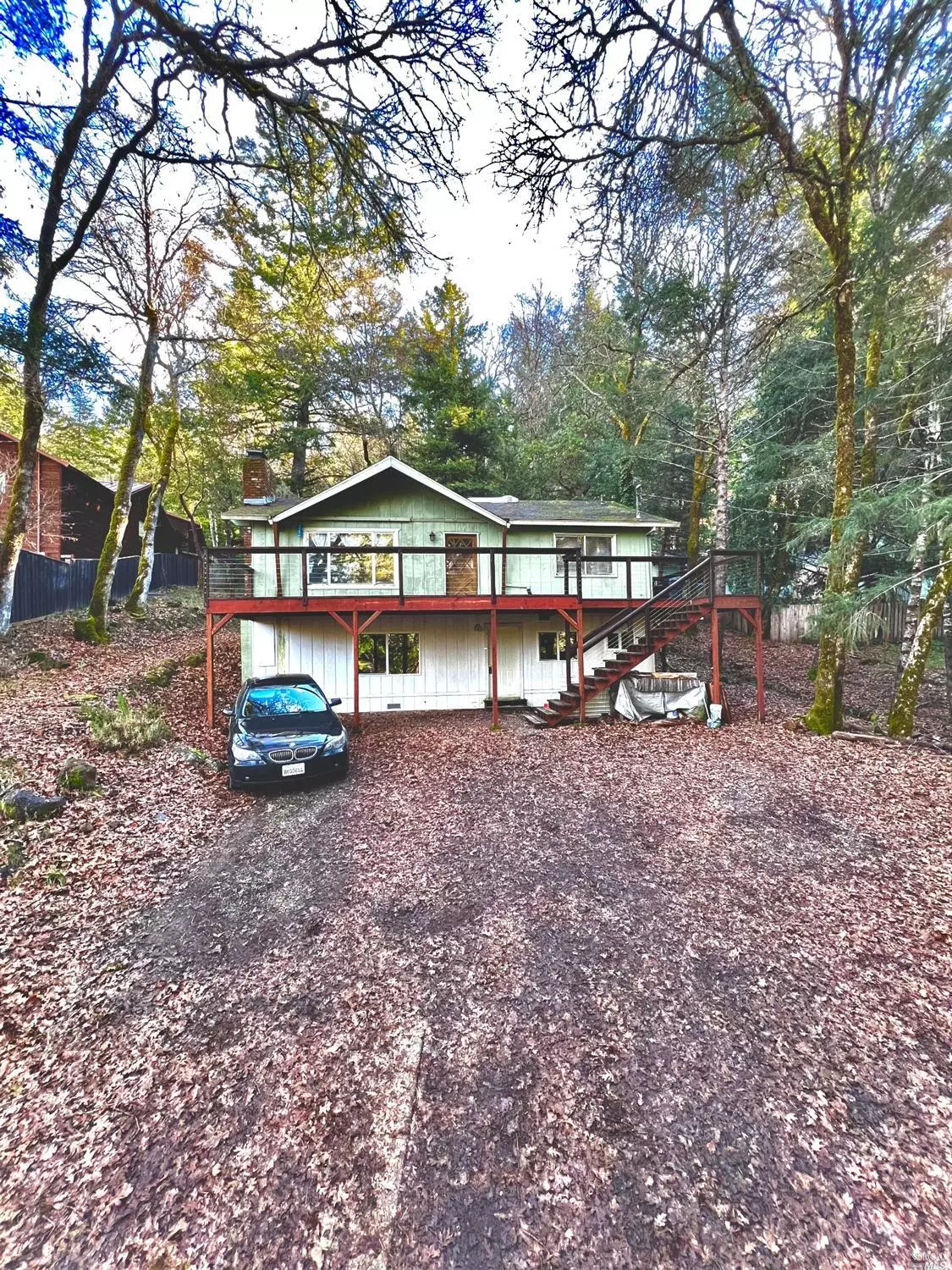 Willits, CA 95490,25081 Brooktrails DR