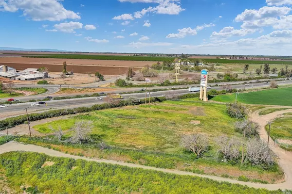 Dixon, CA 95620,8362 Auction LN
