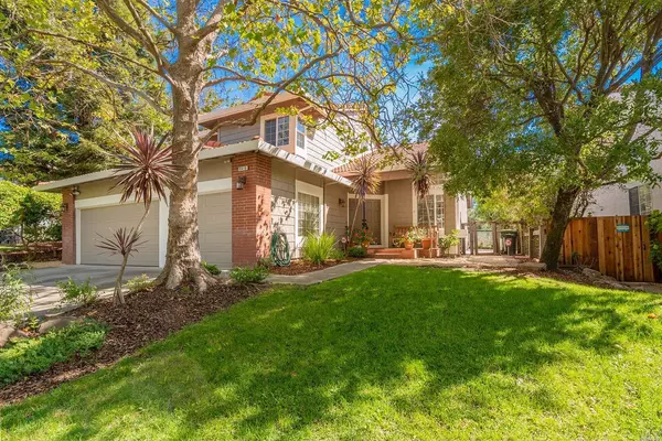 9416 Valle Vista ST, Windsor, CA 95492