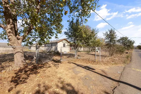 605 Scenic AVE, Santa Rosa, CA 95407