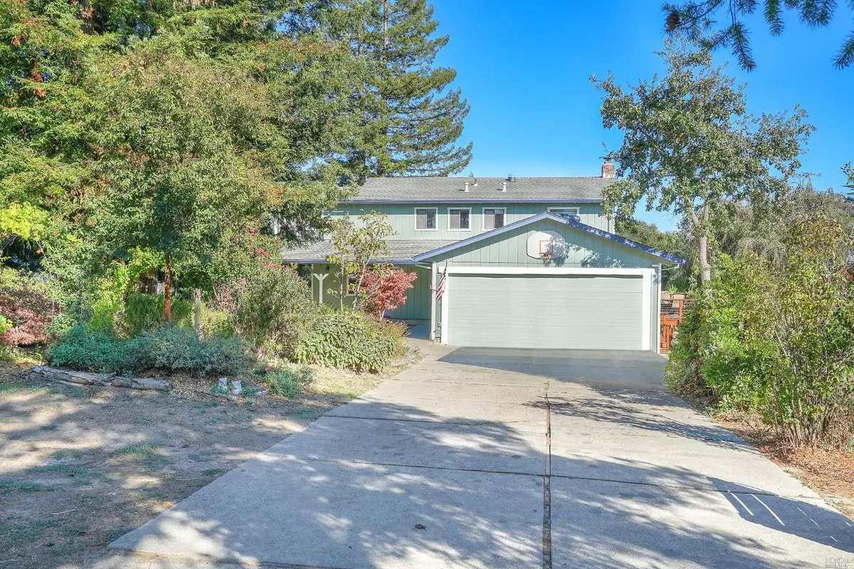 Sebastopol, CA 95472,1901 Archer WAY