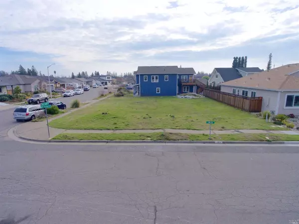 1924 San Salvador DR, Santa Rosa, CA 95403