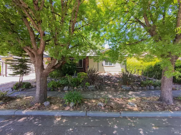 Santa Rosa, CA 95404,1703 Vallejo ST