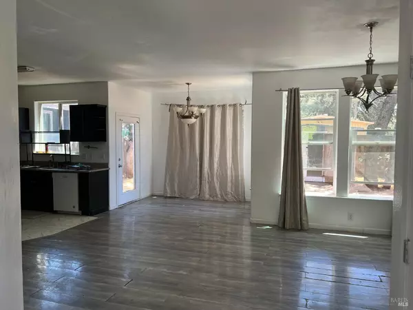 Clearlake, CA 95422,5607 Jones AVE