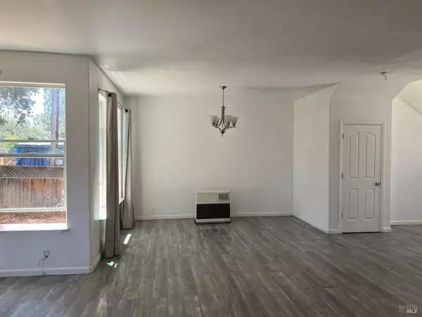 Clearlake, CA 95422,5607 Jones AVE