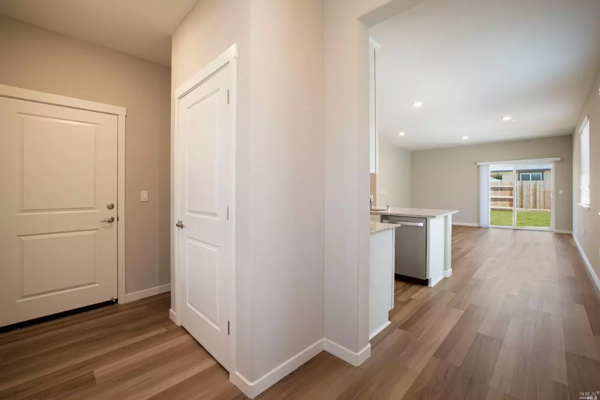 Rio Vista, CA 94571,2040 Stars DR