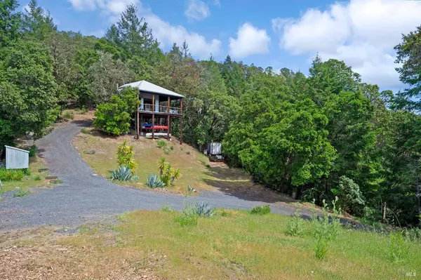 Guerneville, CA 95446,16198 Fern WAY