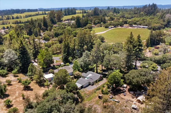 1550 Laguna RD, Santa Rosa, CA 95401