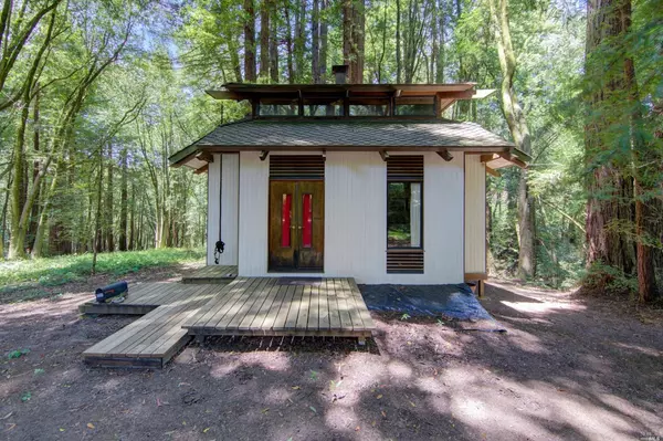 750 Jonive RD, Sebastopol, CA 95472