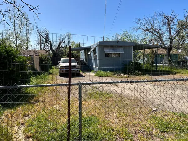 Clearlake, CA 95422,3519 Maple ST