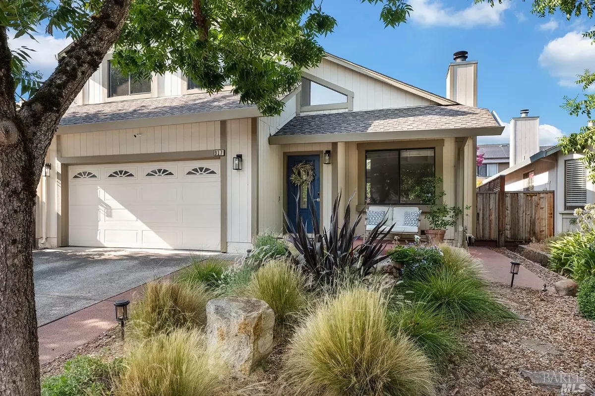 Windsor, CA 95492,917 Bartlett PL