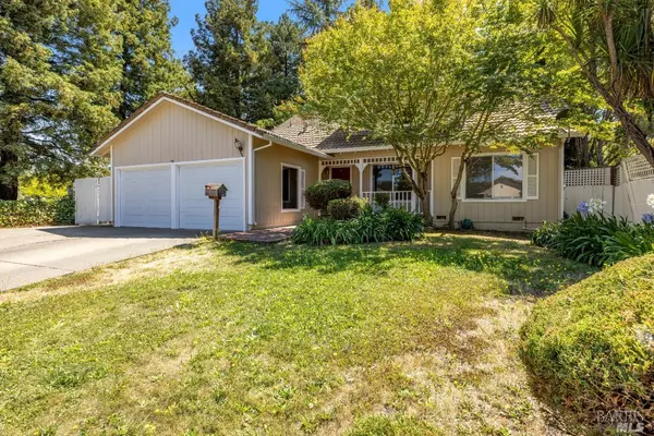 1033 San Francisco WAY, Rohnert Park, CA 94928