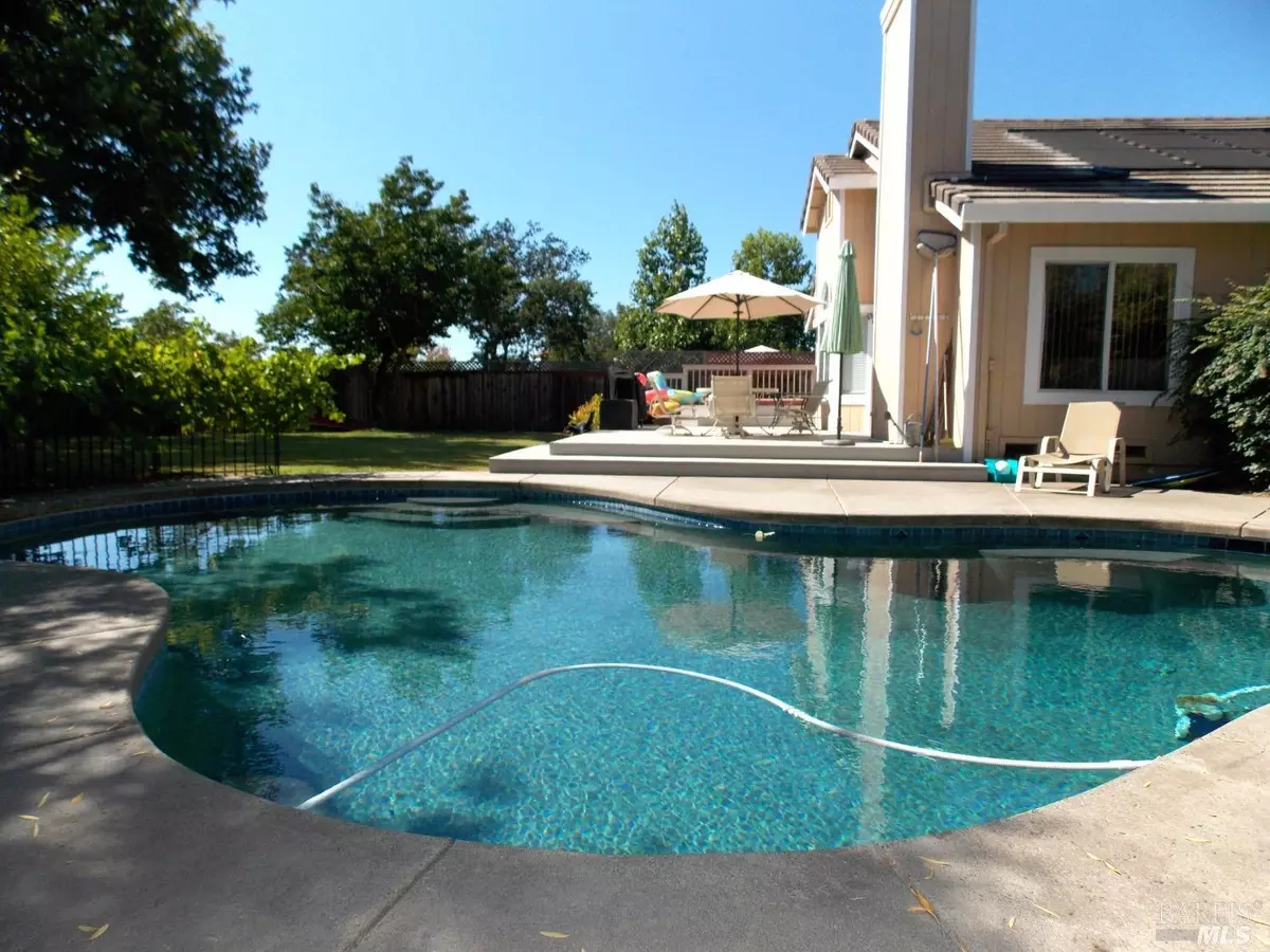 Windsor, CA 95492,500 Quaking Aspen LN