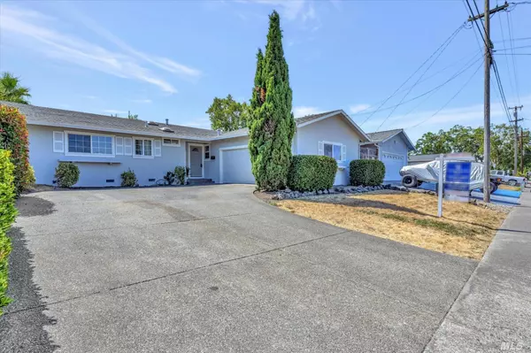 369 Burton AVE, Rohnert Park, CA 94928