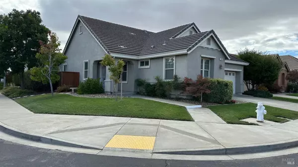 548 White Pine ST, Vacaville, CA 95687
