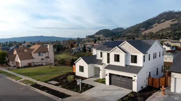 5899 Mountain Hawk DR, Santa Rosa, CA 95409