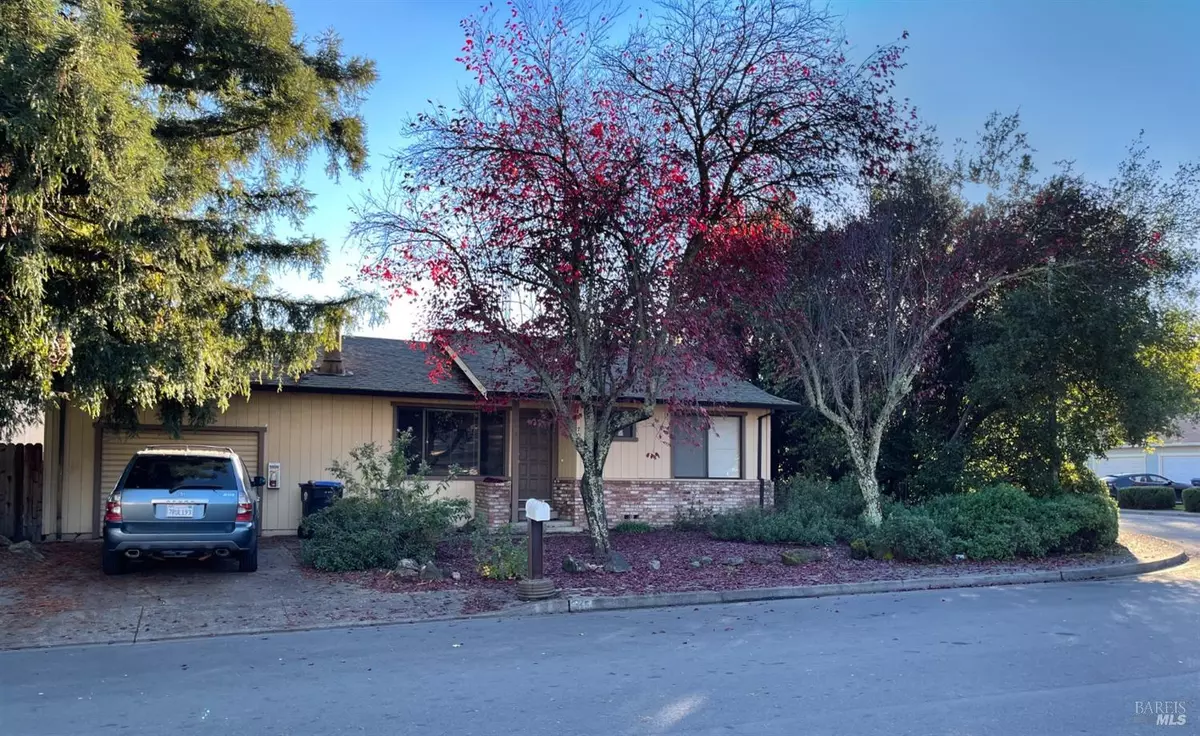 Ukiah, CA 95482,705 Yosemite DR