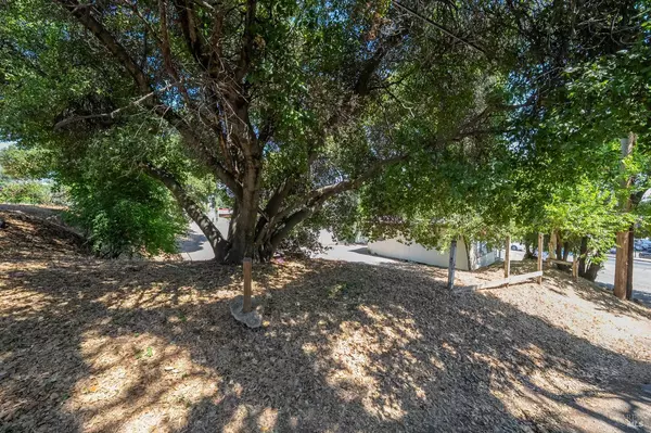 Clearlake, CA 95422,4590 Frye AVE