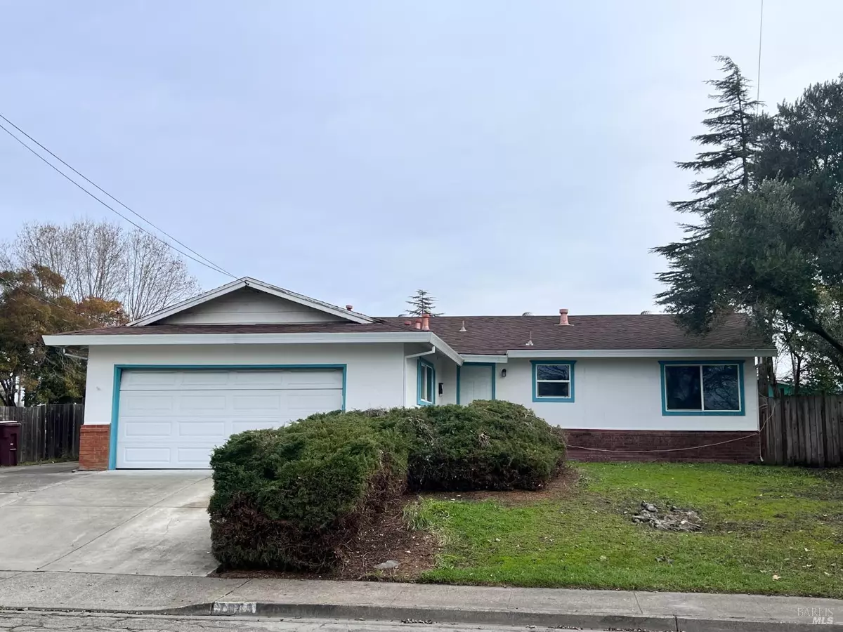 Rohnert Park, CA 94928,7883 Bernice CT