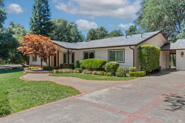 1640 Wildwood RD, Ukiah, CA 95482