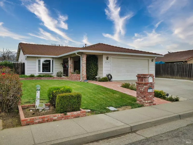 2214 Burgundy WAY, Fairfield, CA 94533