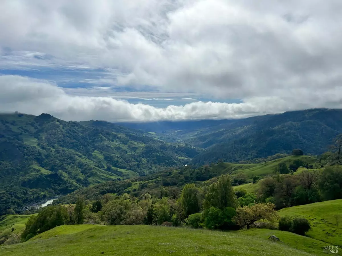 Laytonville, CA 95454,3 Island Mountain RD
