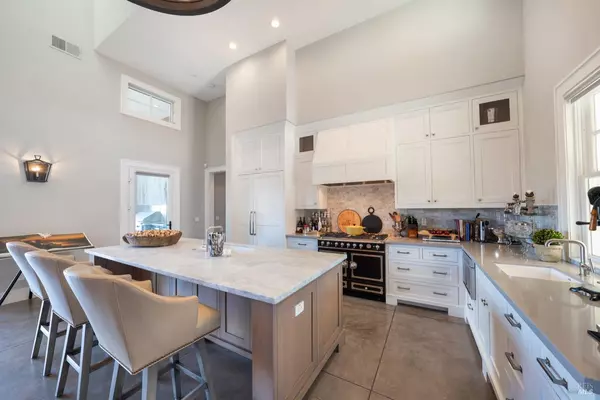 St. Helena, CA 94574,1122 Victoria DR