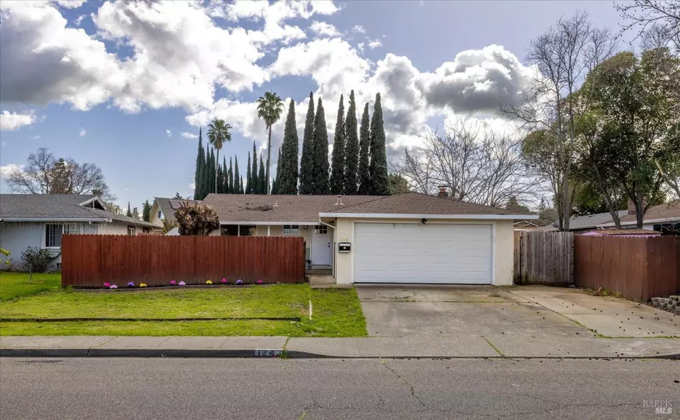 1243 Marshall RD, Vacaville, CA 95687