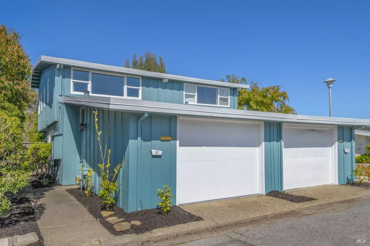 San Rafael, CA 94901,37 Porto Bello DR