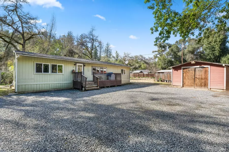 9381 N State ST, Redwood Valley, CA 95470