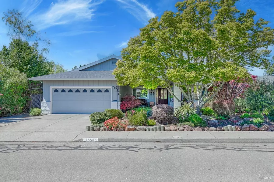 7556 Oak Leaf DR, Santa Rosa, CA 95409