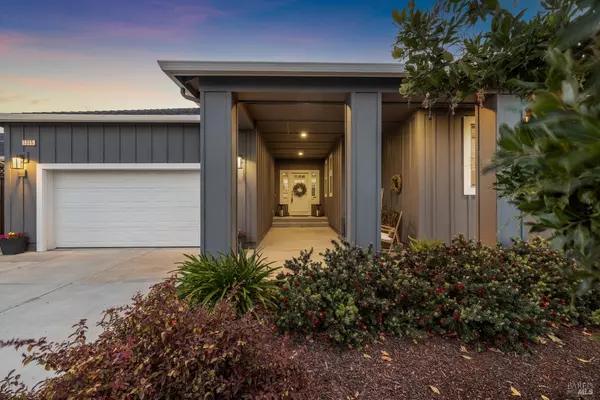 1335 Ridgecrest CT, Santa Rosa, CA 95403