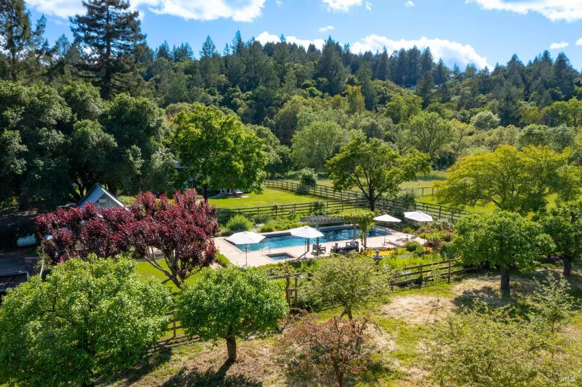 Healdsburg, CA 95448,2319 Mill Creek LN