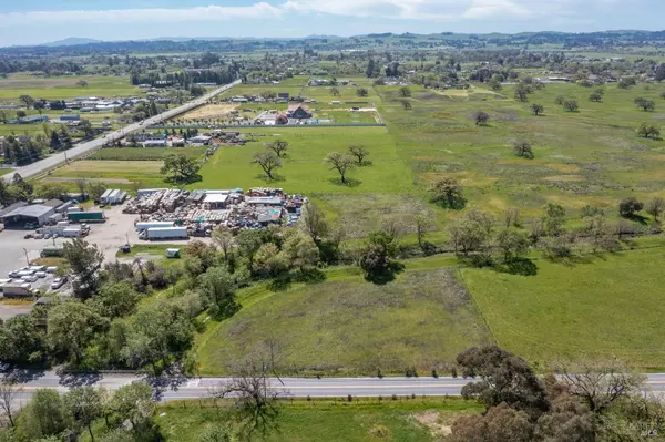 Santa Rosa, CA 95407,860 Todd RD