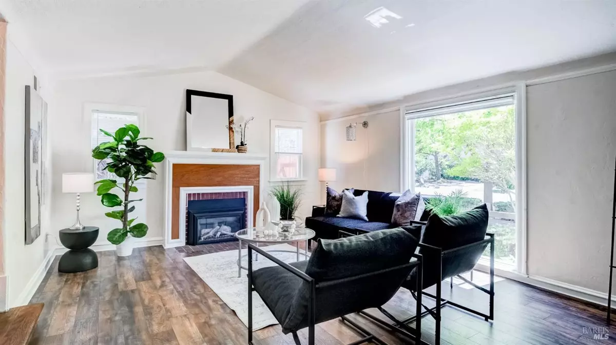 Vallejo, CA 94590,1328 Alabama ST