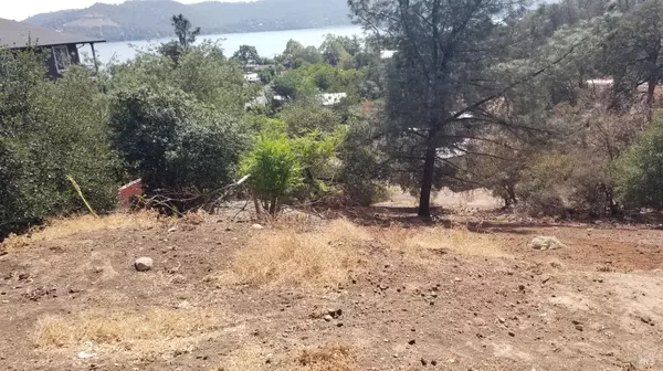 Clearlake, CA 95422,13487 Arrowhead RD