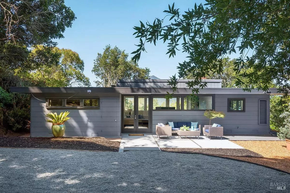 Greenbrae, CA 94904,25 Brushwood LN