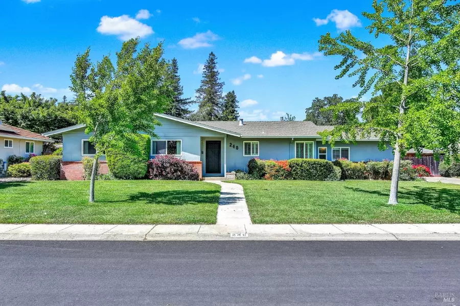 240 Peach Tree AVE, Vacaville, CA 95688