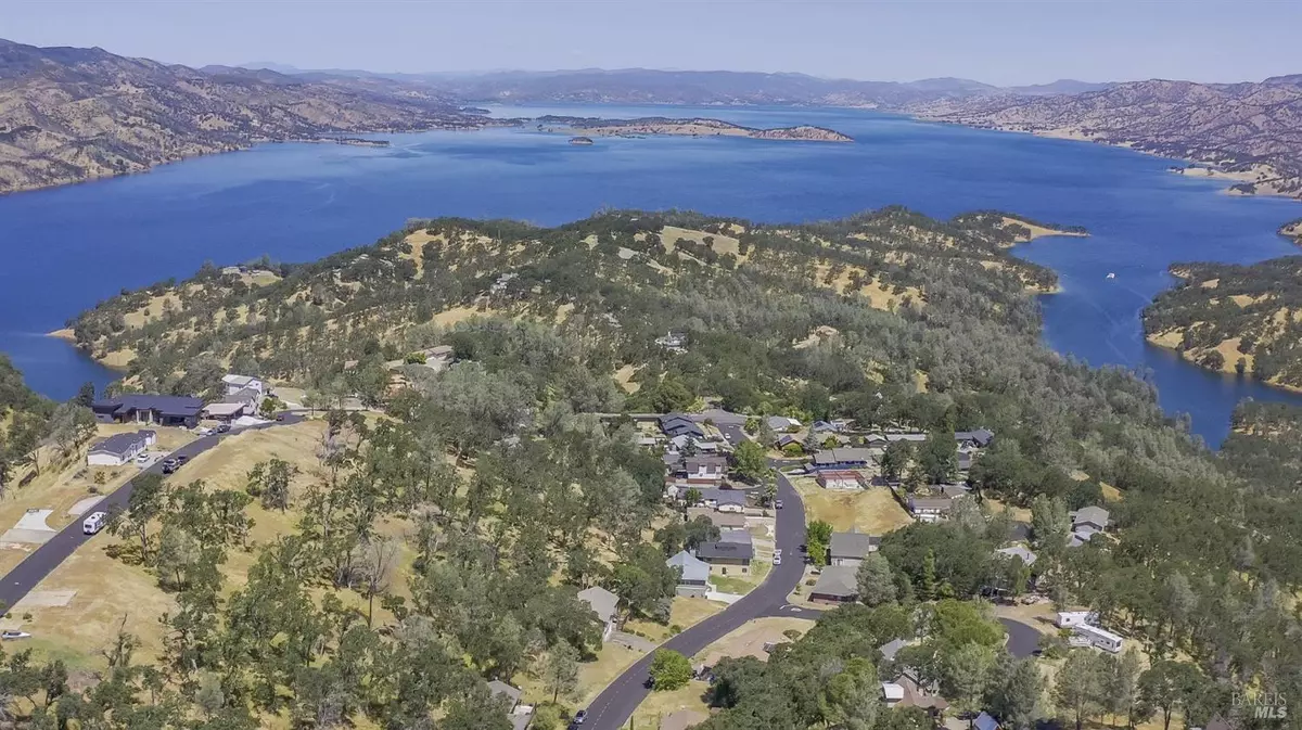 Napa, CA 94558,1046 Headlands DR